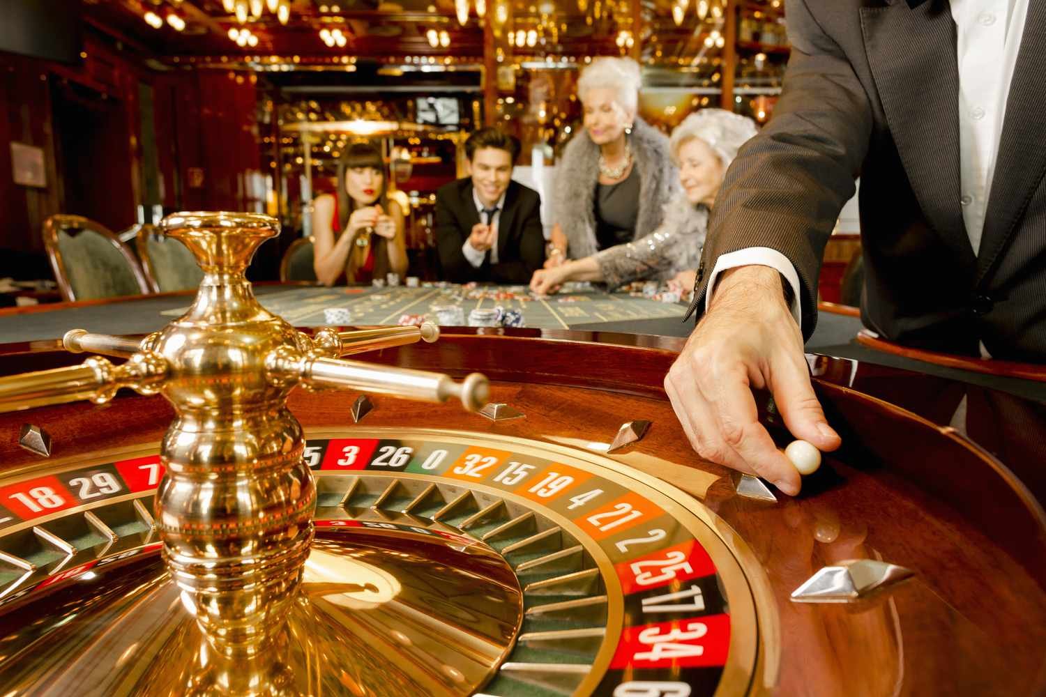 Fortune Mouse slot game interface on dapurtoto link showing reel symbols and payout table
